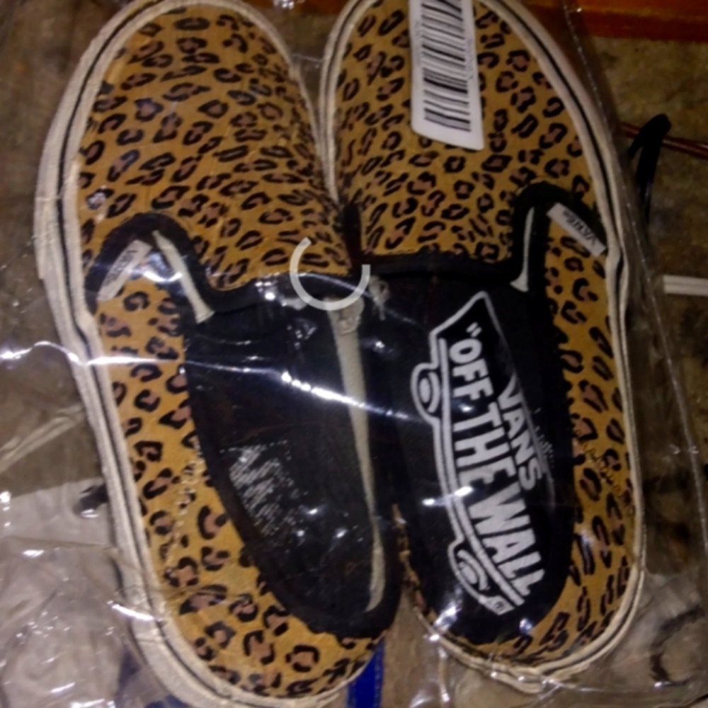 VANS Cheetah print,  size: Womans 6.5/men's 5.0